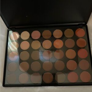 Everfavor Professional Eyeshadow Palette - 35 Shades